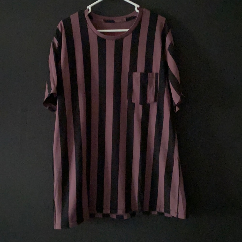 Skargon Tee. Lightly worn.